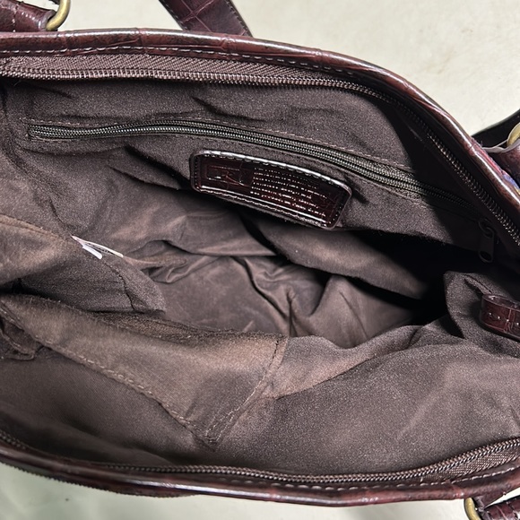 Relic Purple Paisley Corduroy & Vegan Leather Tote Bag - Picture 8 of 12